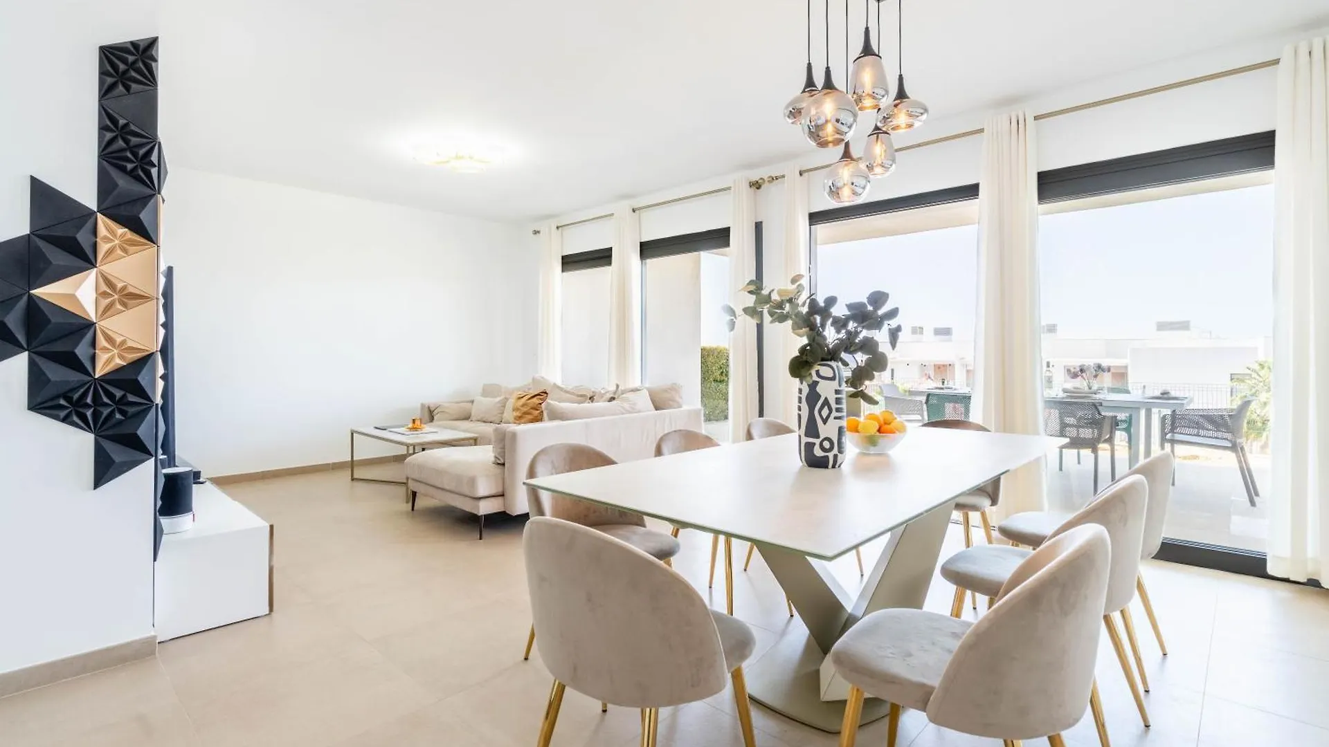 Design Wohnung Mit Viel Luxus Manilva